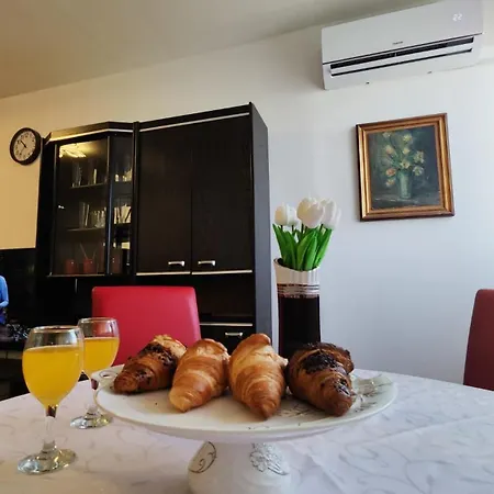 Apartament Gala With Free Parking Near Old Town Split