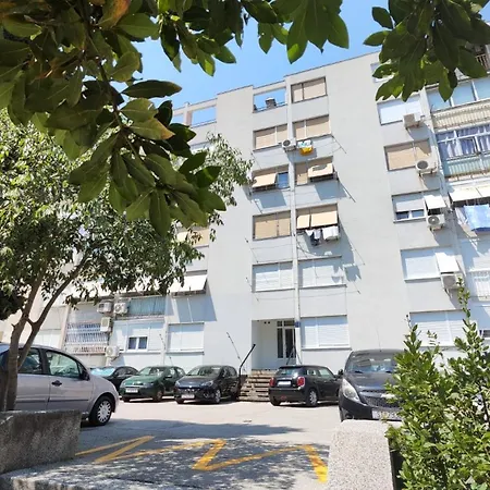 Gala With Free Parking Near Old Town * Split