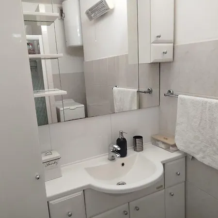 Apartament Gala With Free Parking Near Old Town *